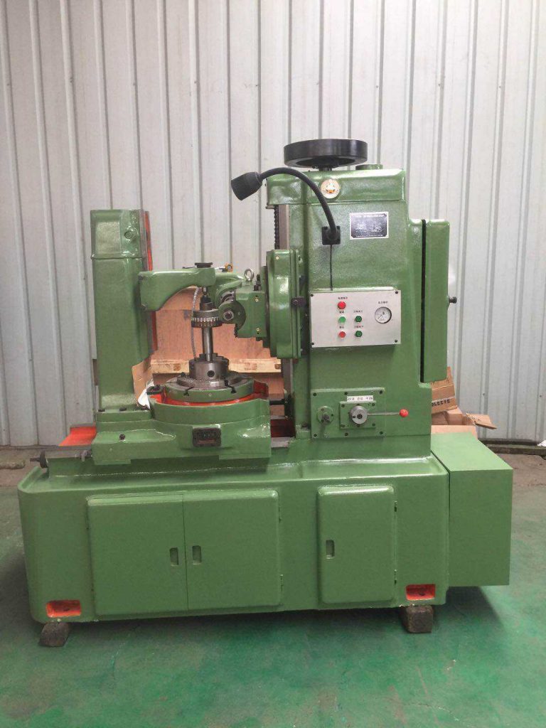 Y3150 Heavy-Duty Gear Hobbing Machine